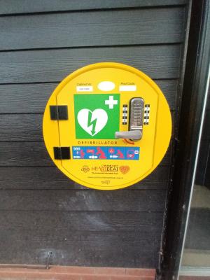 Defibrillator 2